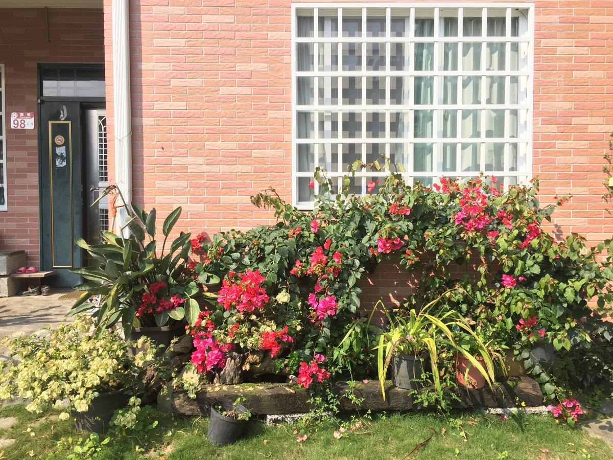 Wisdom Garden Home Stay Yuli Exteriér fotografie